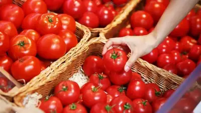 بشرى قبل العيد.. الطماطم تتراجع عن جنونها في وقفة عرفات