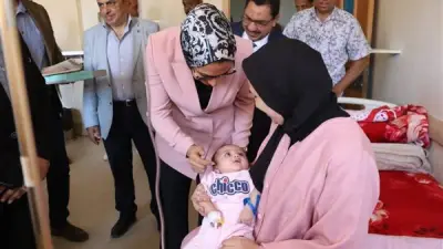 محافظ الوادي الجديد تتفقد مستشفى الخارجة وتهنئ المرضى بعيد الأضحى