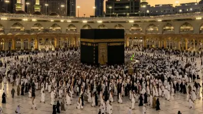 من السماسرة إلى المنصات الرقمية: كيف غيرت التكنولوجيا تنظيم الحج في مصر؟