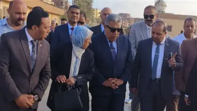 محافظ الدقهلية يشهد ذبح أول أضحية بمجزر ميت الكرماء