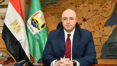 محافظ الفيوم يزور دار المسنين ويشاركهم فرحة عيد الأضحى