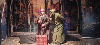 ختام العرض المسرحي بيانولا في السويس بحضور جماهيري