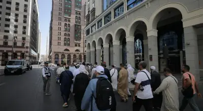 أحمد حماد يكشف عن تقنيات جديدة لحماية الحجاج المصريين وتوجيهات مشددة من وزير السياحة