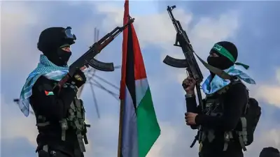 إعلام عبري يزعم استهداف قادة حماس في شمال غزة وكتيبة الزيتون