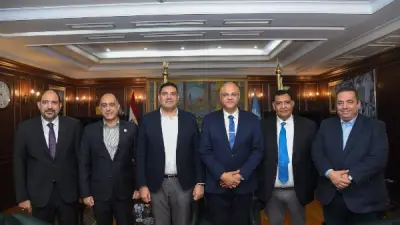 محافظ الإسكندرية يتبادل التهاني بعيد الأضحى مع القيادات التنفيذية والأمنية