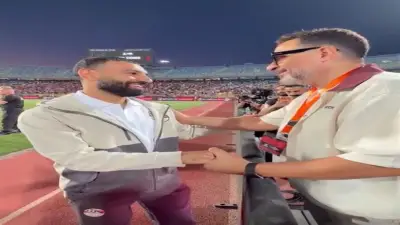 محمد صلاح يستقبل ماجد المصري بحرارة قبل مباراة مصر وروسيا