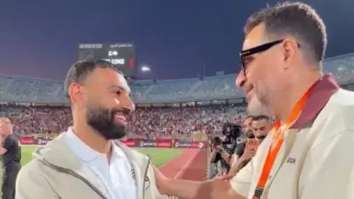 محمد صلاح يستقبل ماجد المصري بحرارة قبل مباراة مصر وروسيا