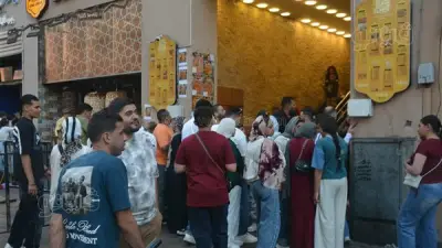 زحام على مطاعم وسط البلد في ثالث أيام عيد الأضحى وطلعت حرب تحتل الصدارة