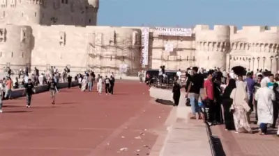 قلعة قايتباي تستقبل آلاف الزوار في ثالث أيام عيد الأضحى بالإسكندرية