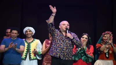 إقبال جماهيري كبير على عرض غرام في الكرنك بمسرح البالون في عيد الأضحى