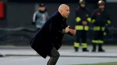 بعد إقالة آرني سلوت.. أندوني إيراولا مدرباً جديداً لليفربول