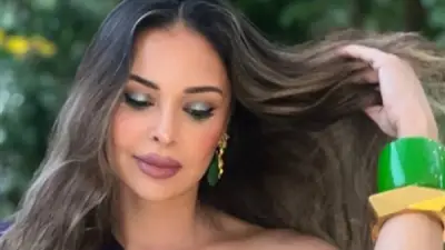 داليا البحيري تتألق بفستان صيفي جذاب وتخطف الأنظار بإطلالة أنيقة