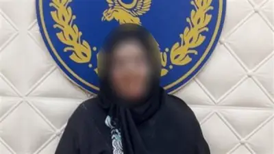 القبض على سيدة تنتحل صفة منادية سيارات وابتزاز المواطنين بالسيدة زينب