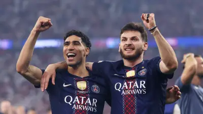 حكيمي يدخل التاريخ كأول إفريقي يتوج بدوري أبطال أوروبا ثلاث مرات