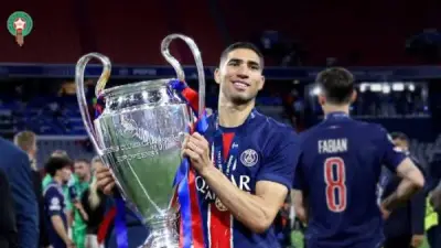 حكيمي يعادل إيتو كأكثر الأفارقة تتويجا بدوري أبطال أوروبا