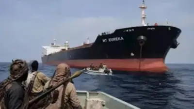 قراصنة يستولون على ناقلة نفط مملوكة لرجل أعمال باكستاني قبالة سواحل الصومال
