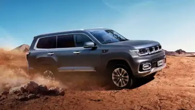 بايك BJ60 الصينية: تصميم جيب شيروكي وأداء هجين عالي