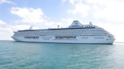 قناة السويس تستضيف قمة سياحية عالمية على متن السفينة Crystal Serenity