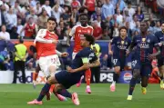 التعادل الإيجابي 1-1 بين بي إس جي وآرسنال في الأشواط الإضافية