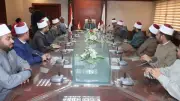 محافظ سوهاج يكرم 10 أئمة فائزين بمسابقة الأوقاف