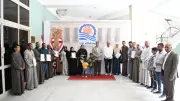 محافظ قنا يسلم 11 عقد تقنين أراضٍ للمواطنين واضعي اليد