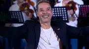 مدحت صالح يحتفل بفوز الزمالك بصورة طفولية: من وأنا عندي 17 سنة بدعي للزمالك