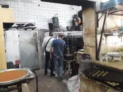 ضبط 19 طن مواد غذائية مجهولة المصدر وغير صالحة للاستهلاك في الغربية