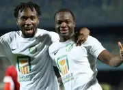 الأهلي يقلب الطاولة على مودرن سبورت ويفوز 2-1 في الدوري