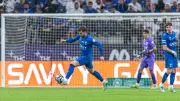 القنوات الناقلة لمباراة الحزم والهلال في دوري روشن السعودي 2025-2026