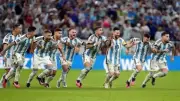 سكالوني يعلن قائمة الأرجنتين لكأس العالم 2026 وميسي حاضر