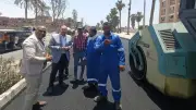 نائب محافظ الجيزة يتفقد أعمال رصف طريق 21 والسوق الحضاري بالصف