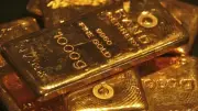 الذهب في مصر يسجل تراجعاً طفيفاً وعيار 21 يهبط إلى 6965 جنيهاً