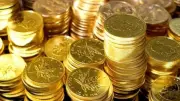 الذهب يتراجع بأكبر وتيرة في 24 ساعة والجنيه الذهب يفقد 322 جنيها