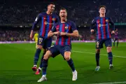برشلونة يهزم ريال بيتيس 3-1 في وداع ليفاندوفسكي
