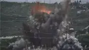 لبنان: 3 شهداء و19 جريحاً في غارات إسرائيلية على حاروف
