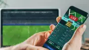 الحكم على 3 متهمين في قضية مراهنات إلكترونية عبر تطبيق 1xBet