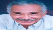 مفيد عاشور يوضح سبب عدم نشره نعيًا لعبدالرحمن أبو زهرة بعد 38 عامًا من الرفقة