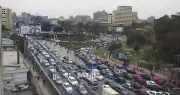 محمد صابر يكشف عن الطرق المزدحمة في 5 محافظات ويوضح البدائل المرورية