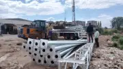 تركيب 63 عمود إنارة بمحور جمال نور الدين في كفر الشيخ