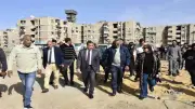 تطوير 72 عمارة ورفع كفاءة الطرق والإنارة بحي الضواحي والزهور في بورسعيد
