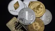 بيتكوين تهبط دون 77 ألف دولار مع ارتفاع عوائد السندات