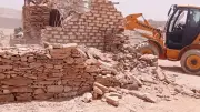 محافظ أسوان يتابع إزالة 889 حالة تعدٍ ضمن الموجة الـ 29