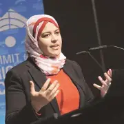 حسن بديع يهاجم داليا زيادة ويصفها بالخيانة ويطالب بمحاكمتها وسحب جنسيتها