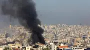 قصف إسرائيلي مكثف على بلدات جنوب لبنان وتوسيع المنطقة الحمراء