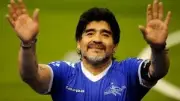 طبيب نفسي: مارادونا كان بحاجة لبرنامج علاجي صارم يمنعه من الكحول
