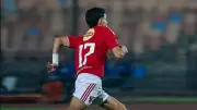 أشرف بن شرقي يدخل تاريخ ديربي القاهرة كأول أجنبي يسجل بقميصي الأهلي والزمالك