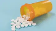 دراسة تحذر: مسكنات شائعة قد تسبب التسمم عند خلطها مع أدوية أخرى