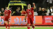 أشرف بن شرقي يسجل التاريخ في ديربي القاهرة كأول أجنبي يهز الشباك بقميصي الأهلي والزمالك