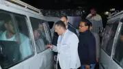محافظ دمياط يتفقد موقف سيارات الأجرة والسوق بكفر سعد