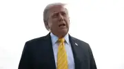 ترامب يبحث خياراته لخفض أسعار البنزين بعد حصار مضيق هرمز